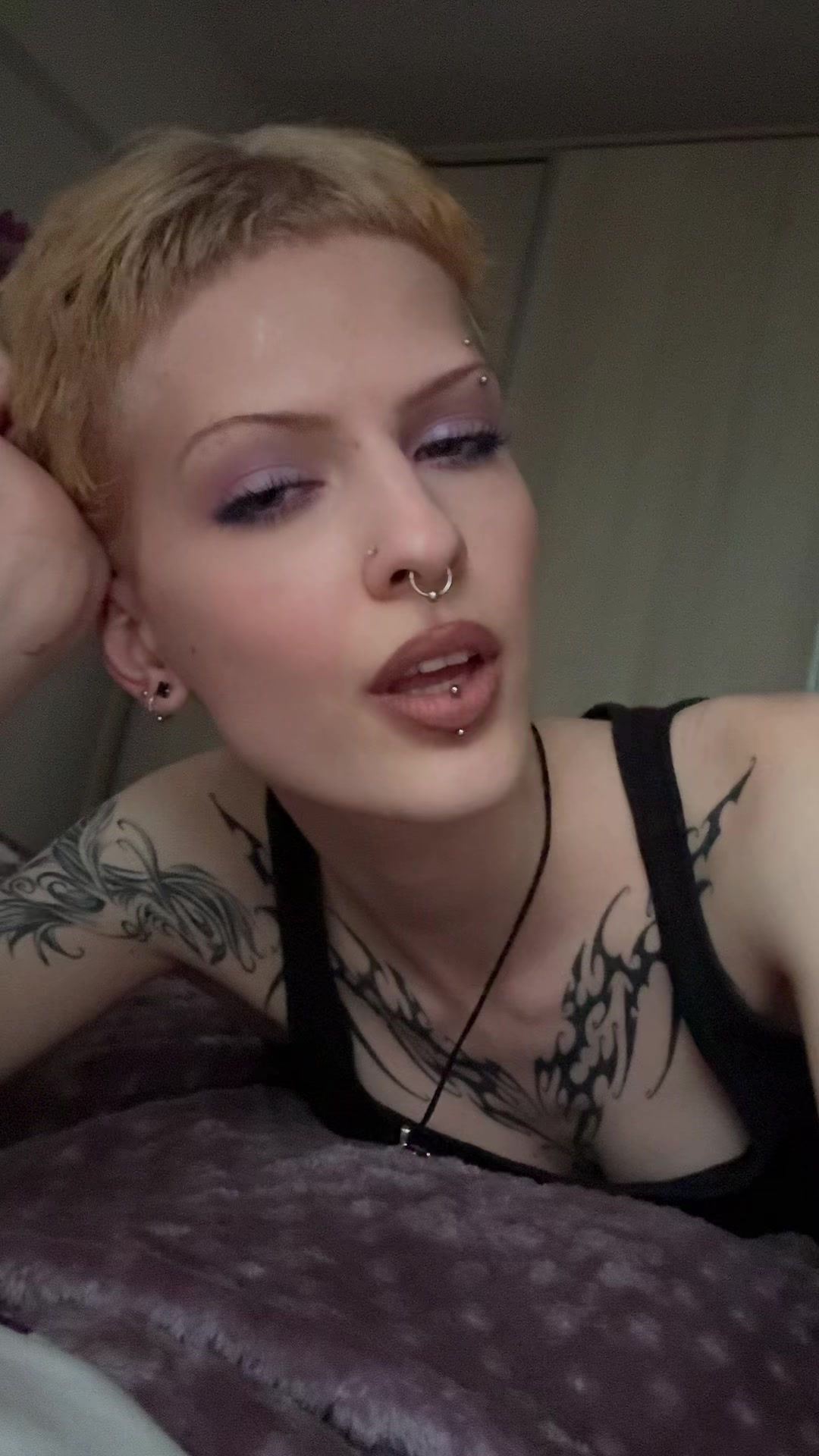 @alexiazehn