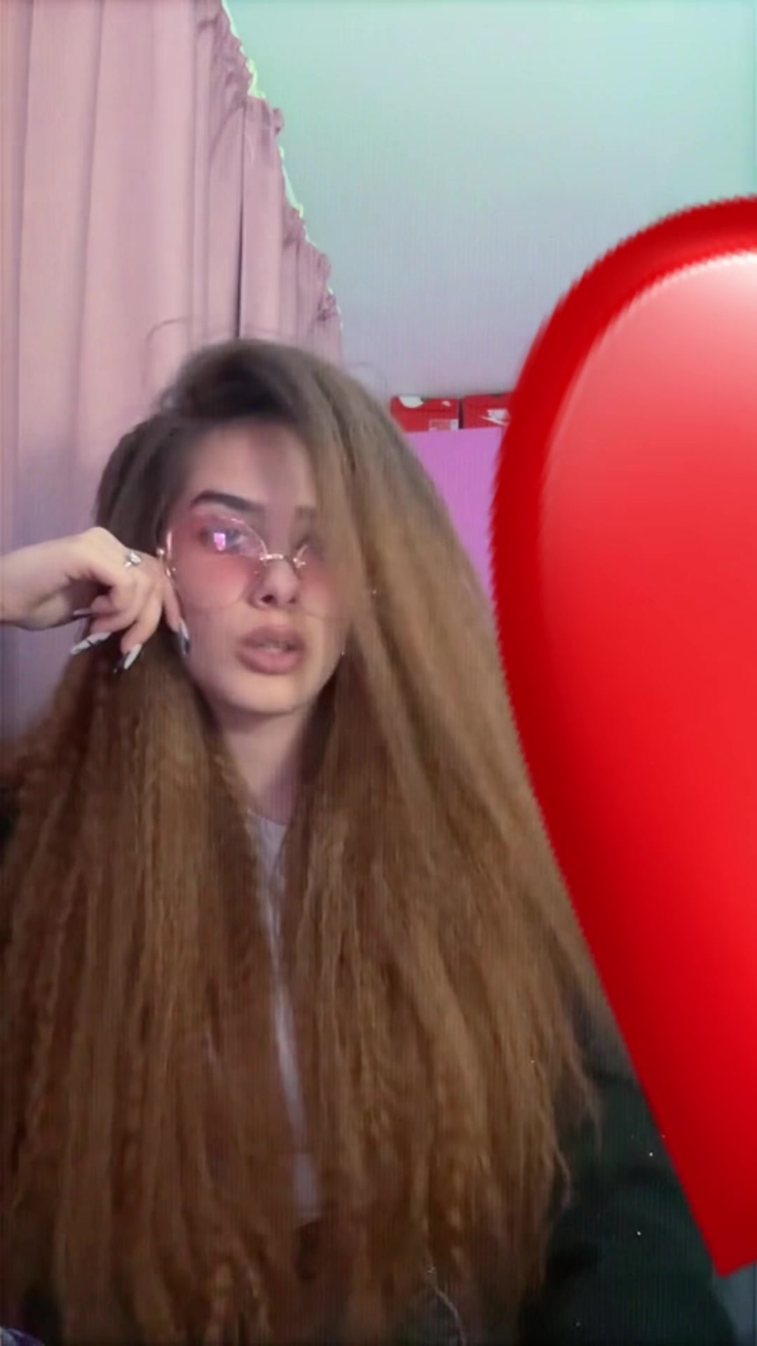 @️