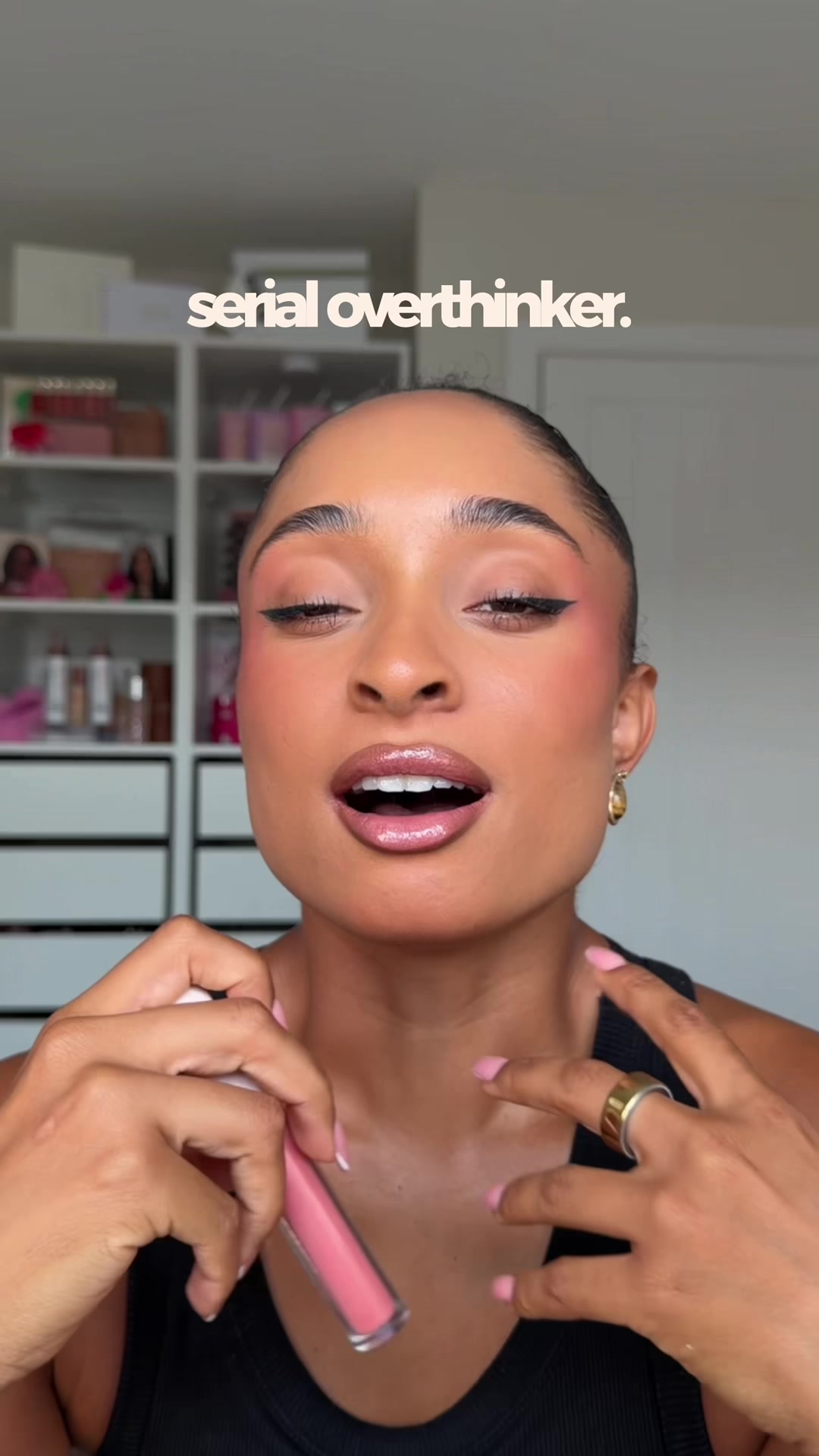 @Leila Nikea