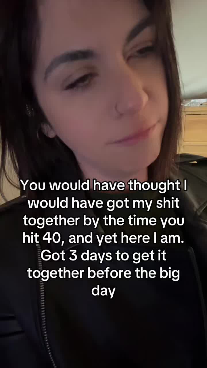 @MissKirsTeaB 💚