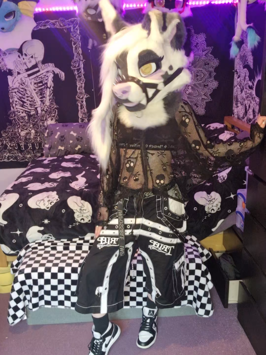 @Bailey (lilpixiekitten)