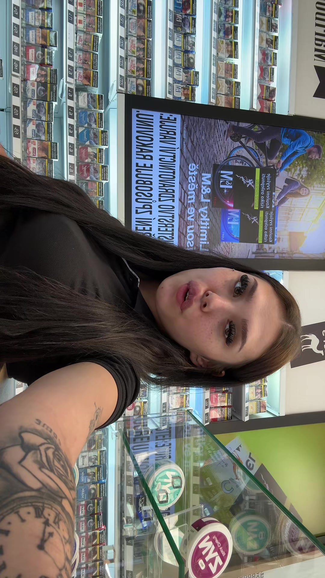 @Ig- youngelinka_