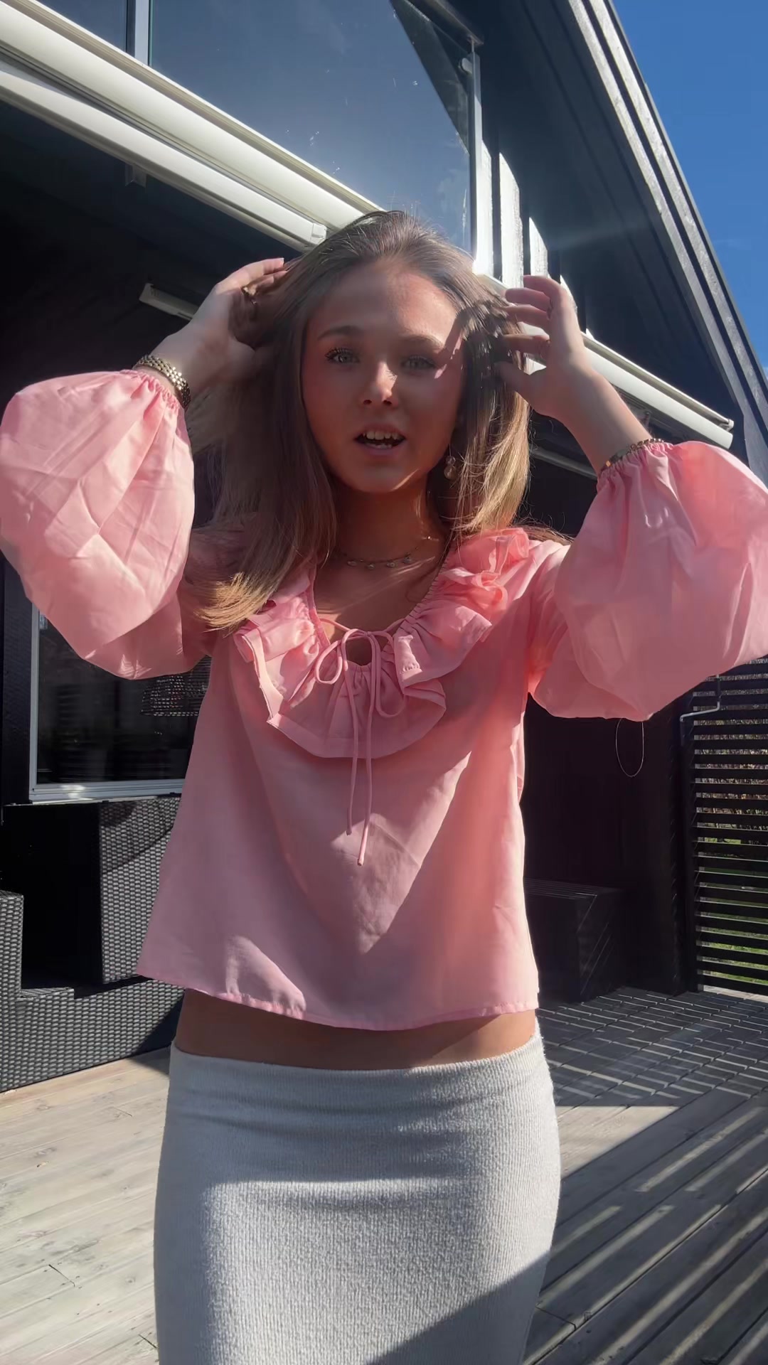 @Elle