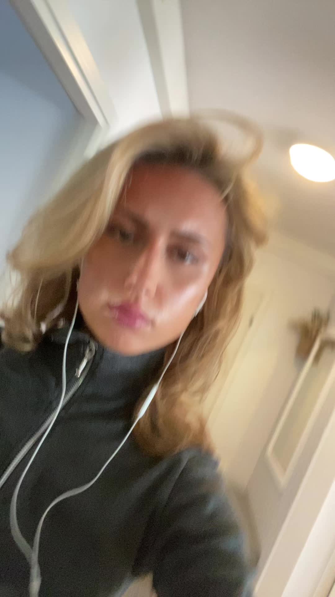 @maria