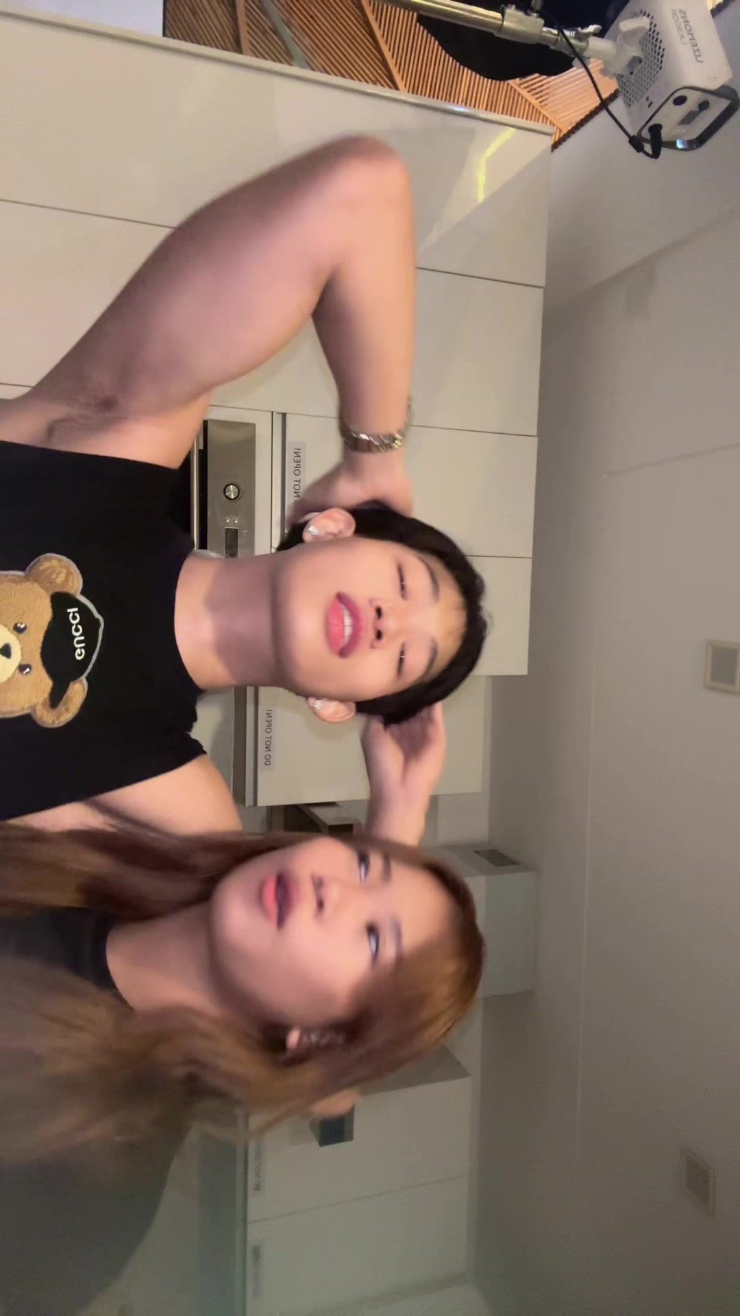 @AKX3.