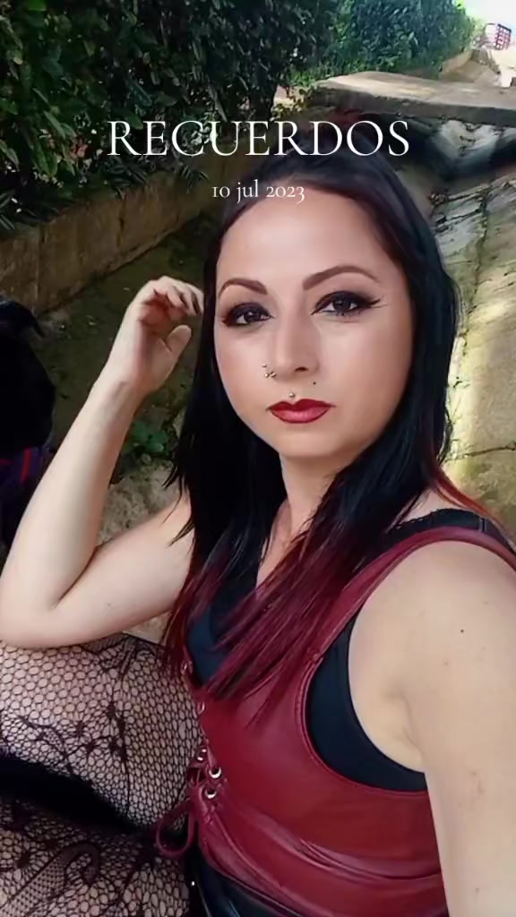@🎸MARYROCKMETAL 🦇🤘 ☁️🐺