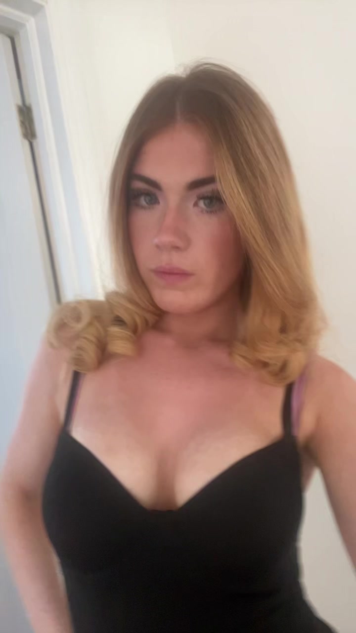 @scarlett💕