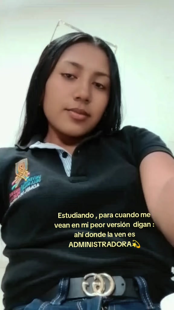 @A N A 💫