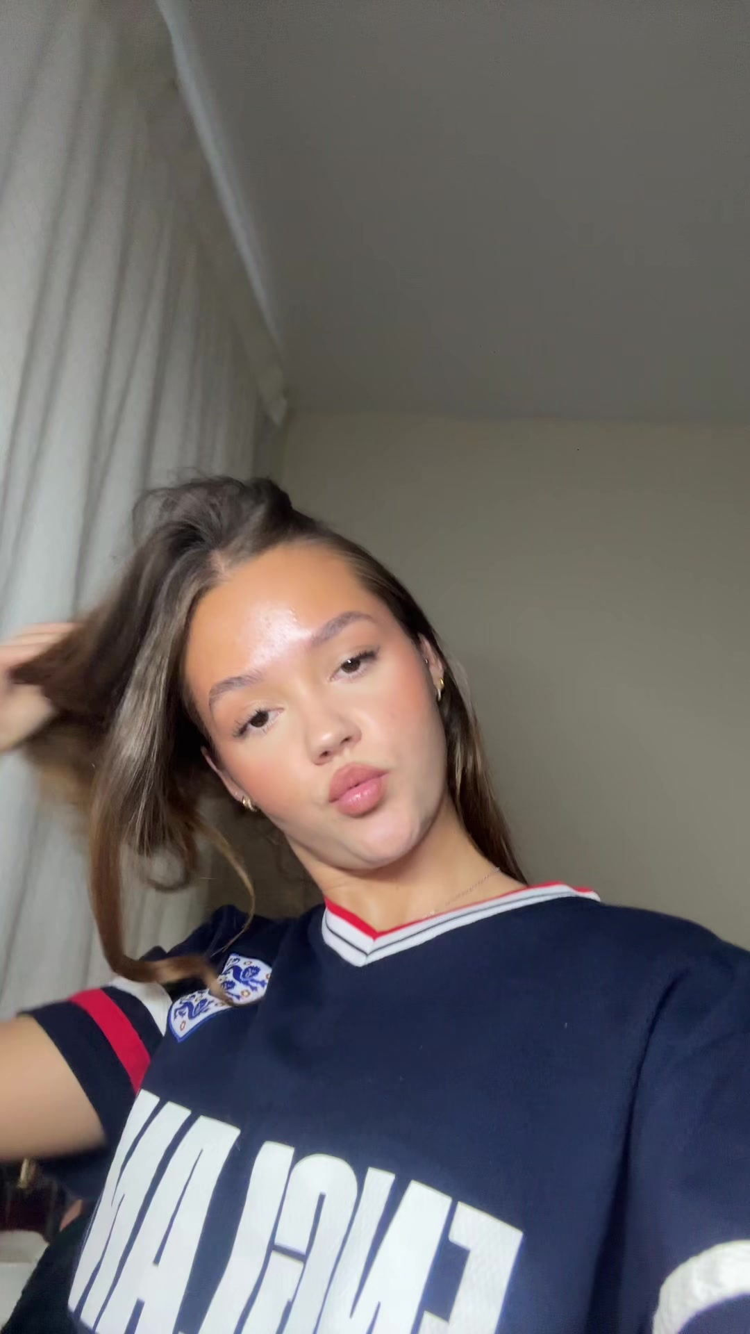 @Izzyedz