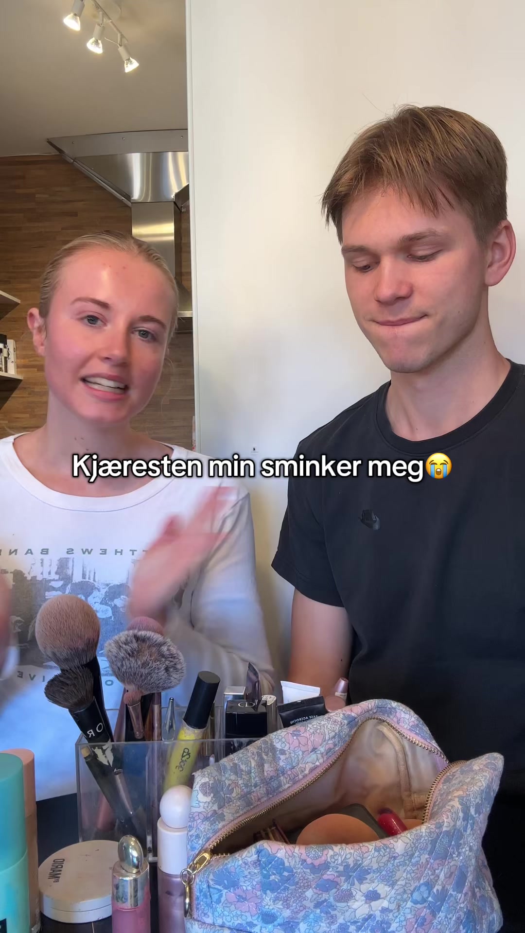 @INA HOLBEK