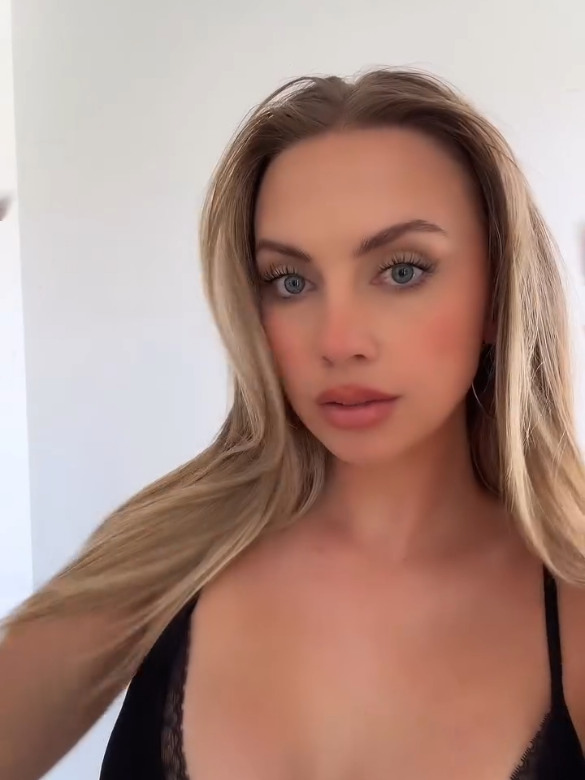 @Shellybunnyy