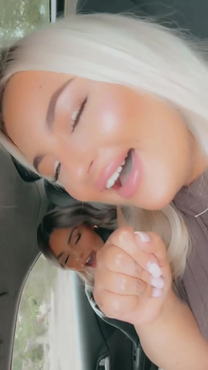 @_niamhox