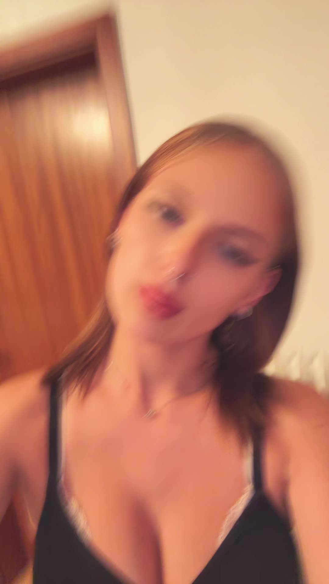 @𝐋𝐞𝐨