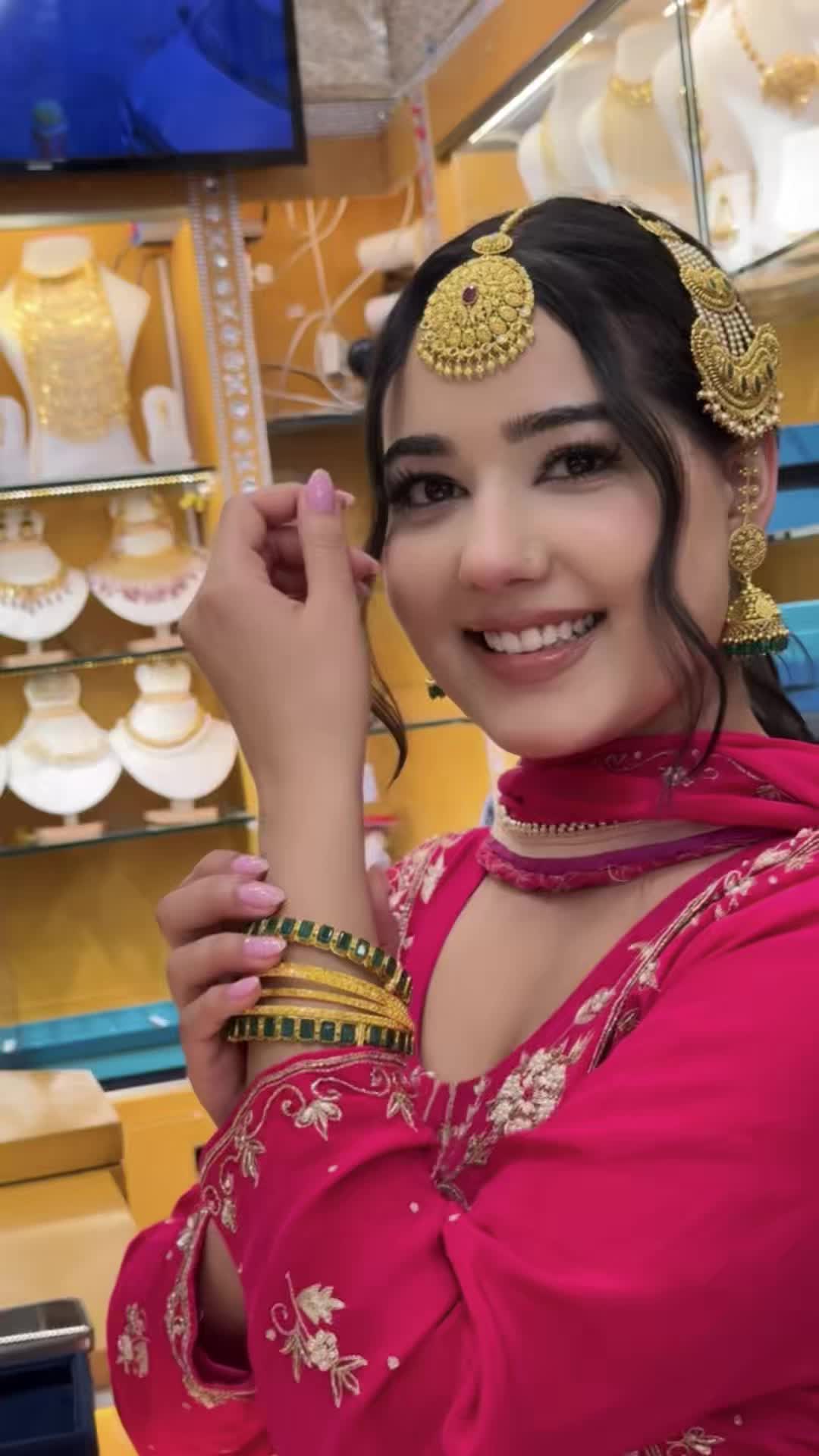 @Royal Dubai jewellers