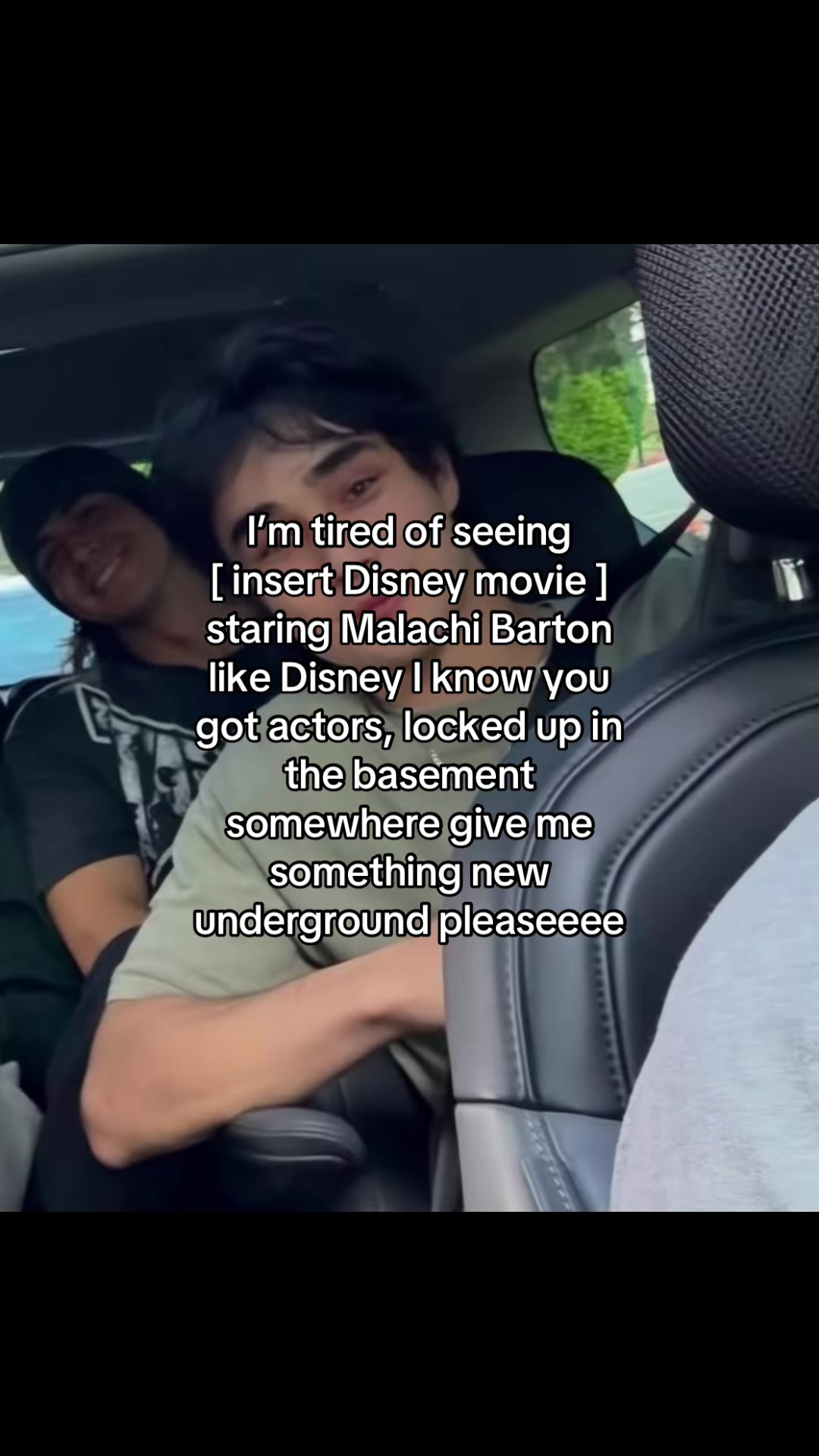 @🧸