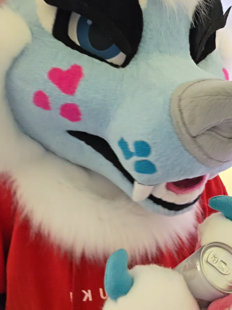 @✨️Skyla Vixen✨️
