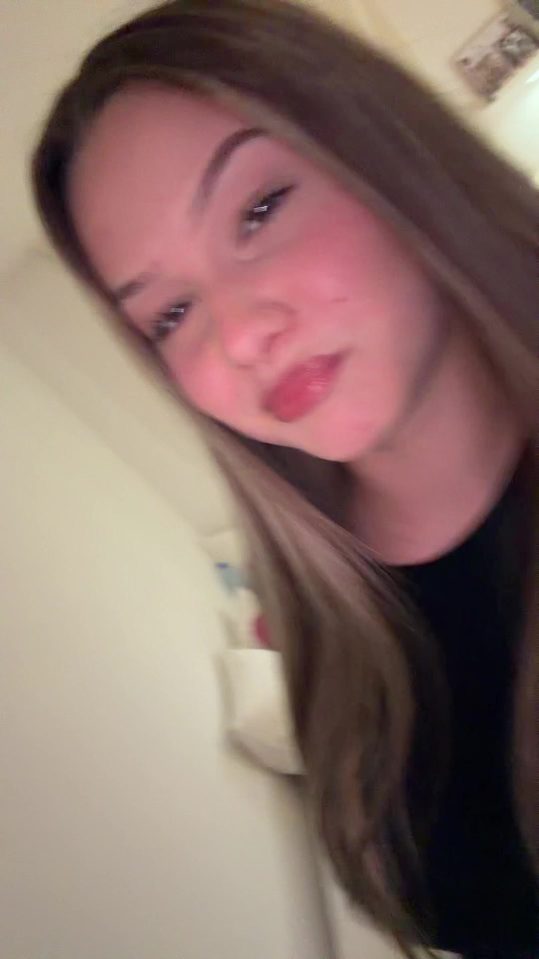 @𝑺𝒐𝒑𝒉𝒊𝒂 🤍