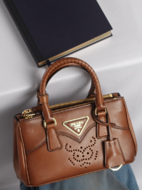 @Prada