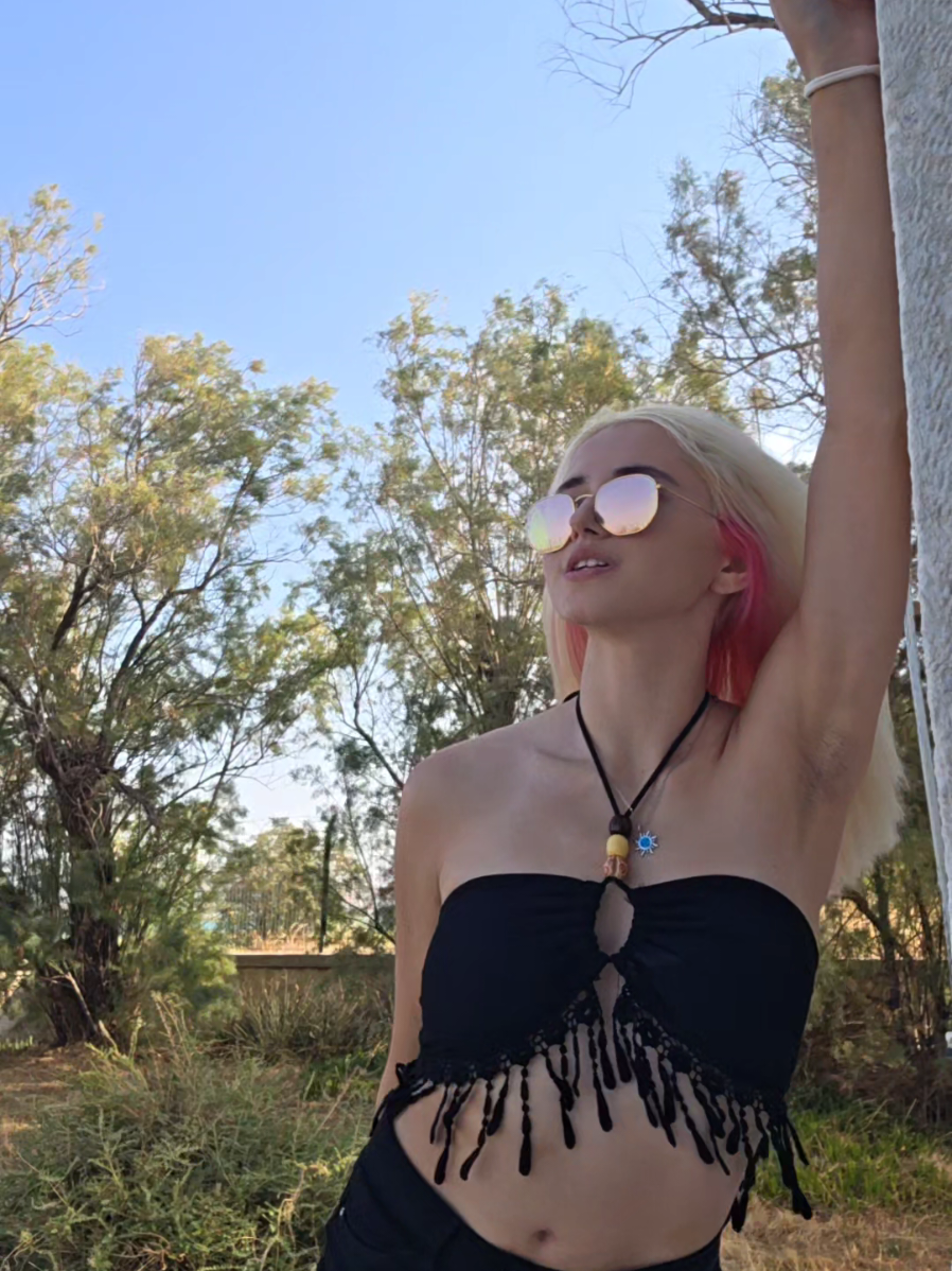 @BlondeQueen