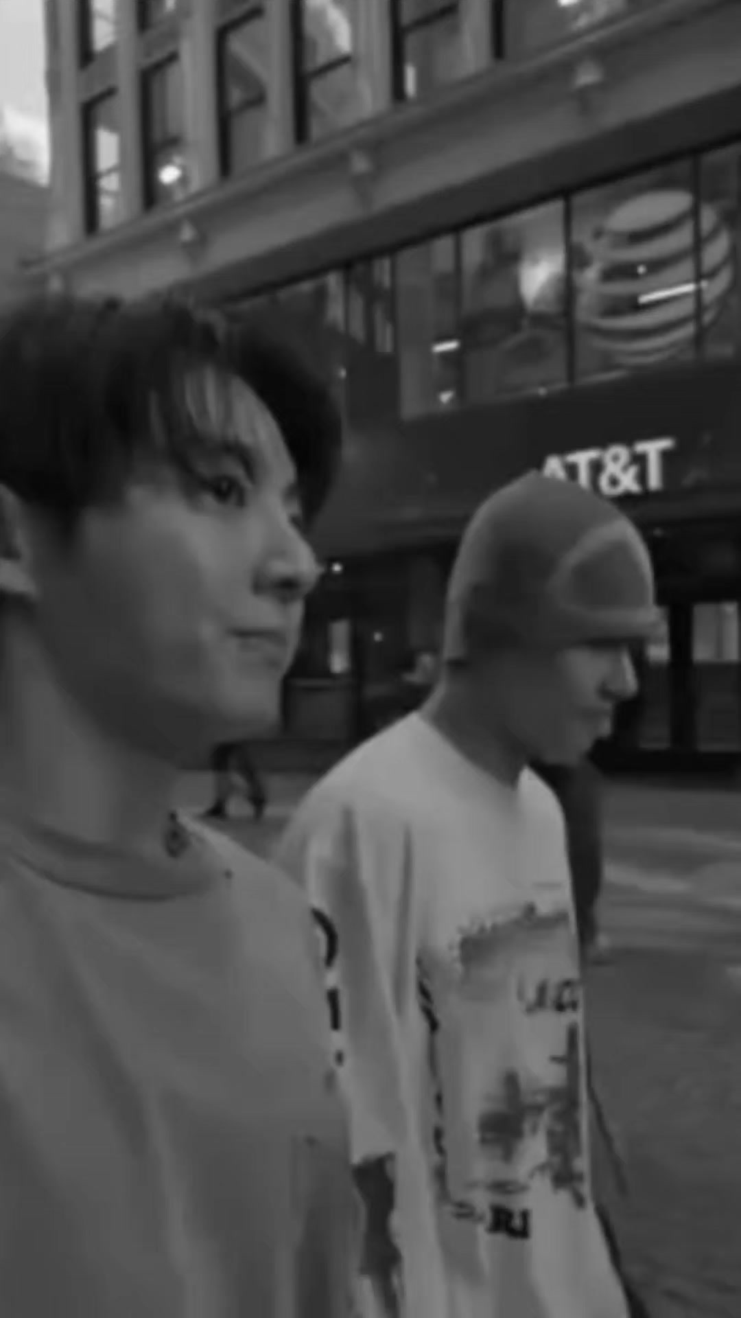 @𝘷𝘦𝘭𝘺𝘯𝘴 _🦨