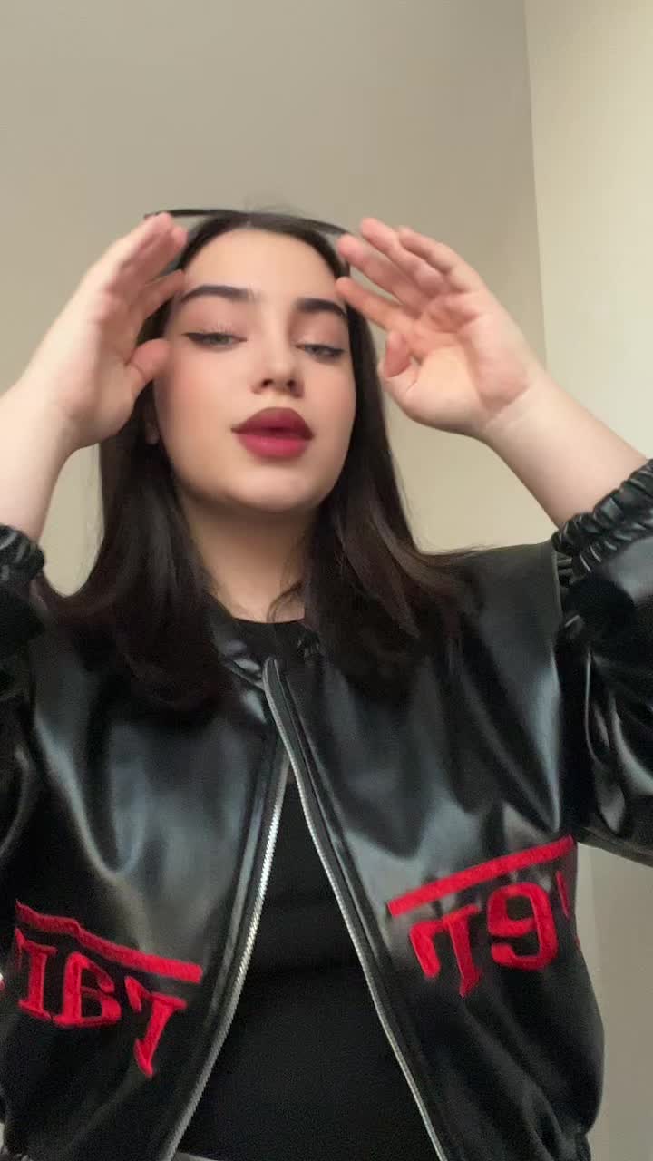 @Mahya Eskandari