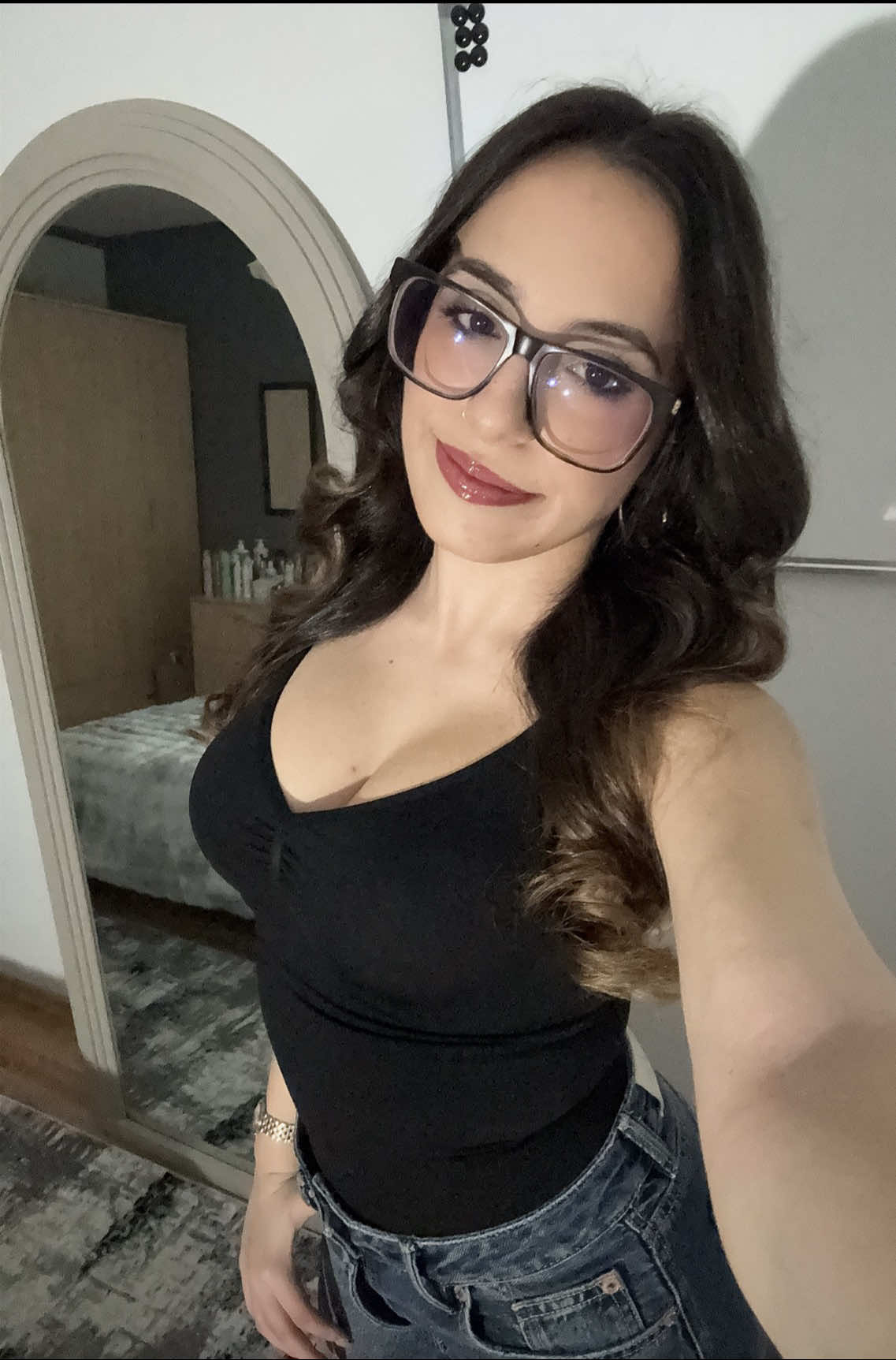 @Елина