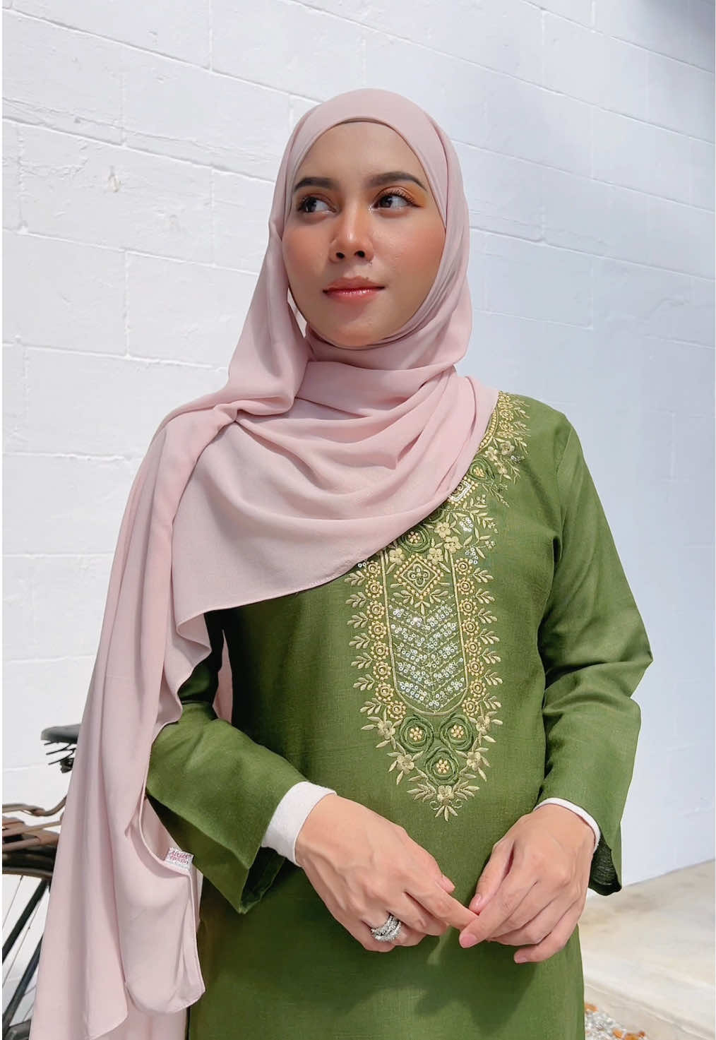 @KURTI KEKNIS