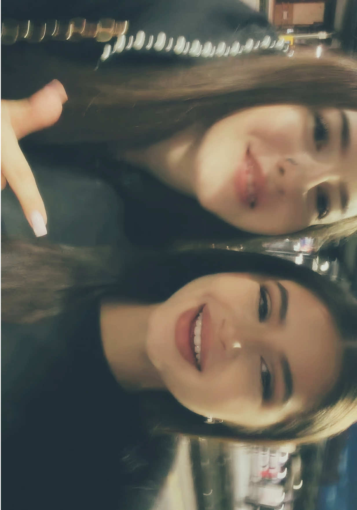 @Julie Santini