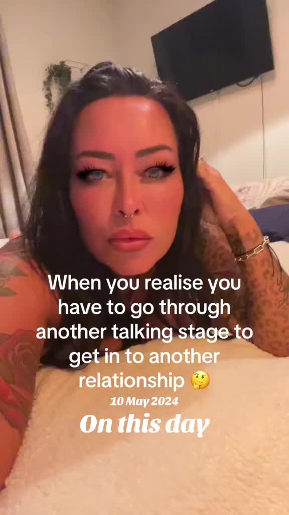 @Cutebutpsycho🖤