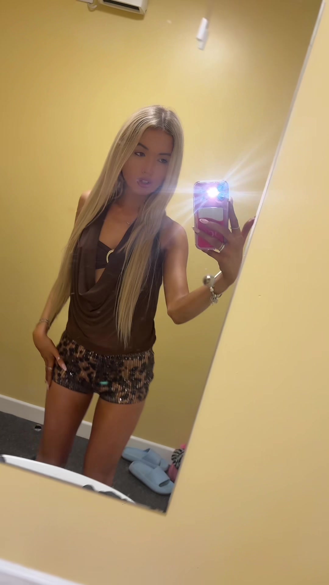 @Ella1 🤭