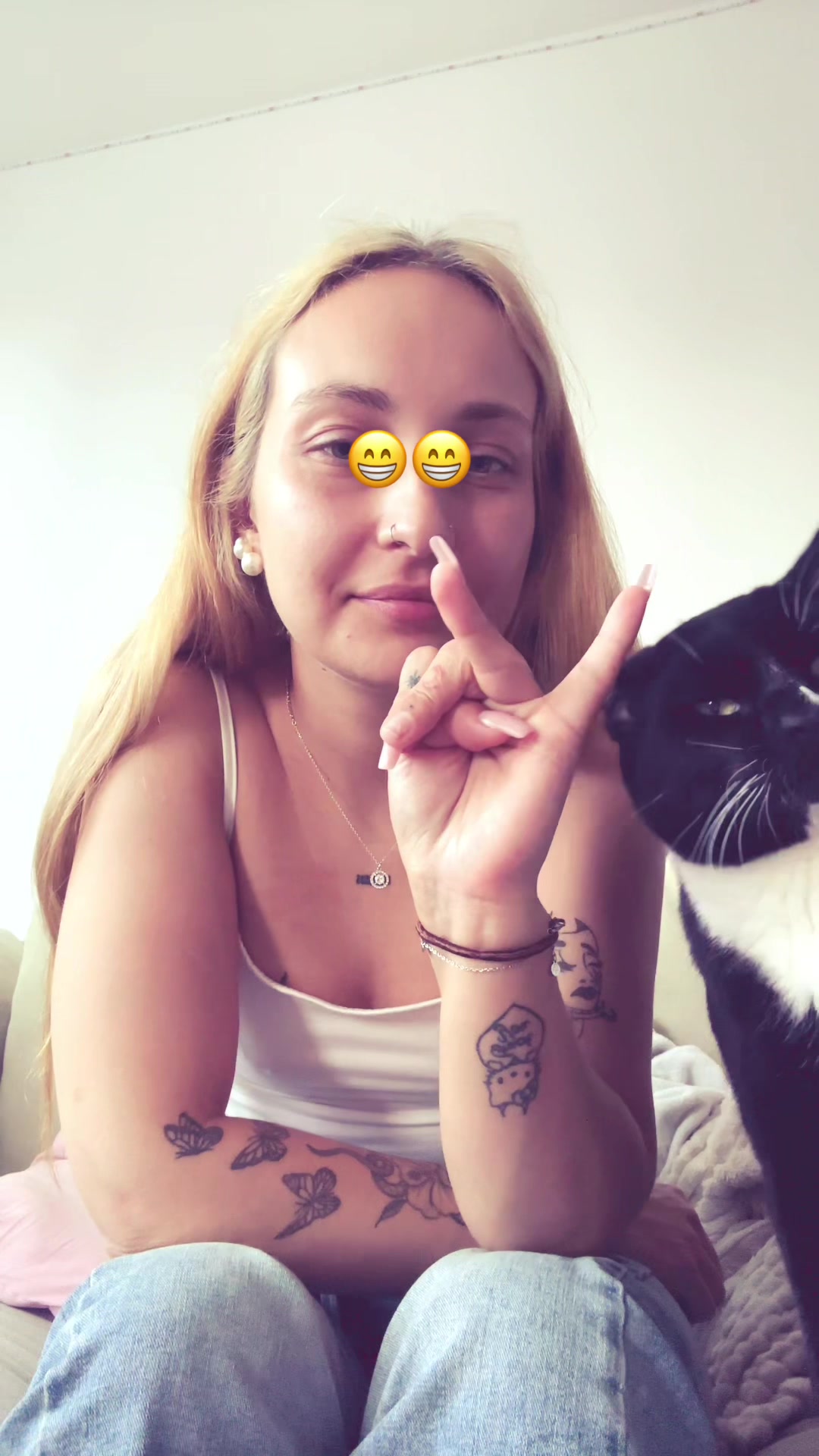 @nikitaakesson