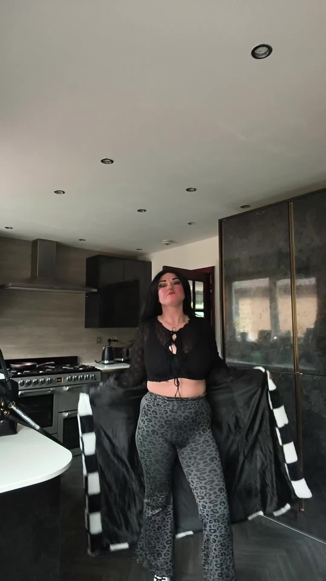 @Chebzilla🦖