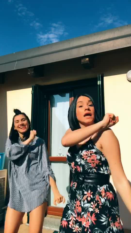 @❌