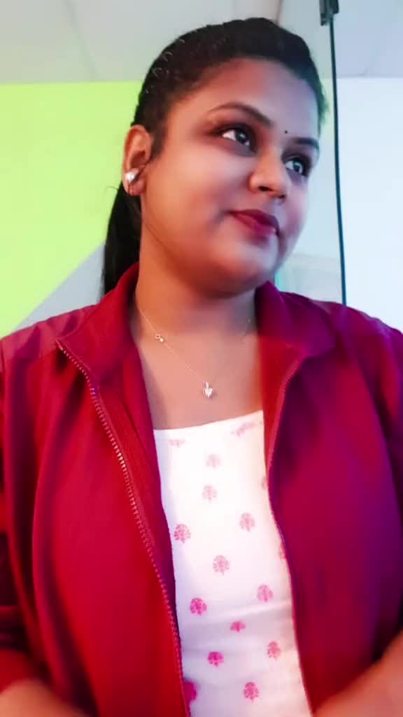 @👸