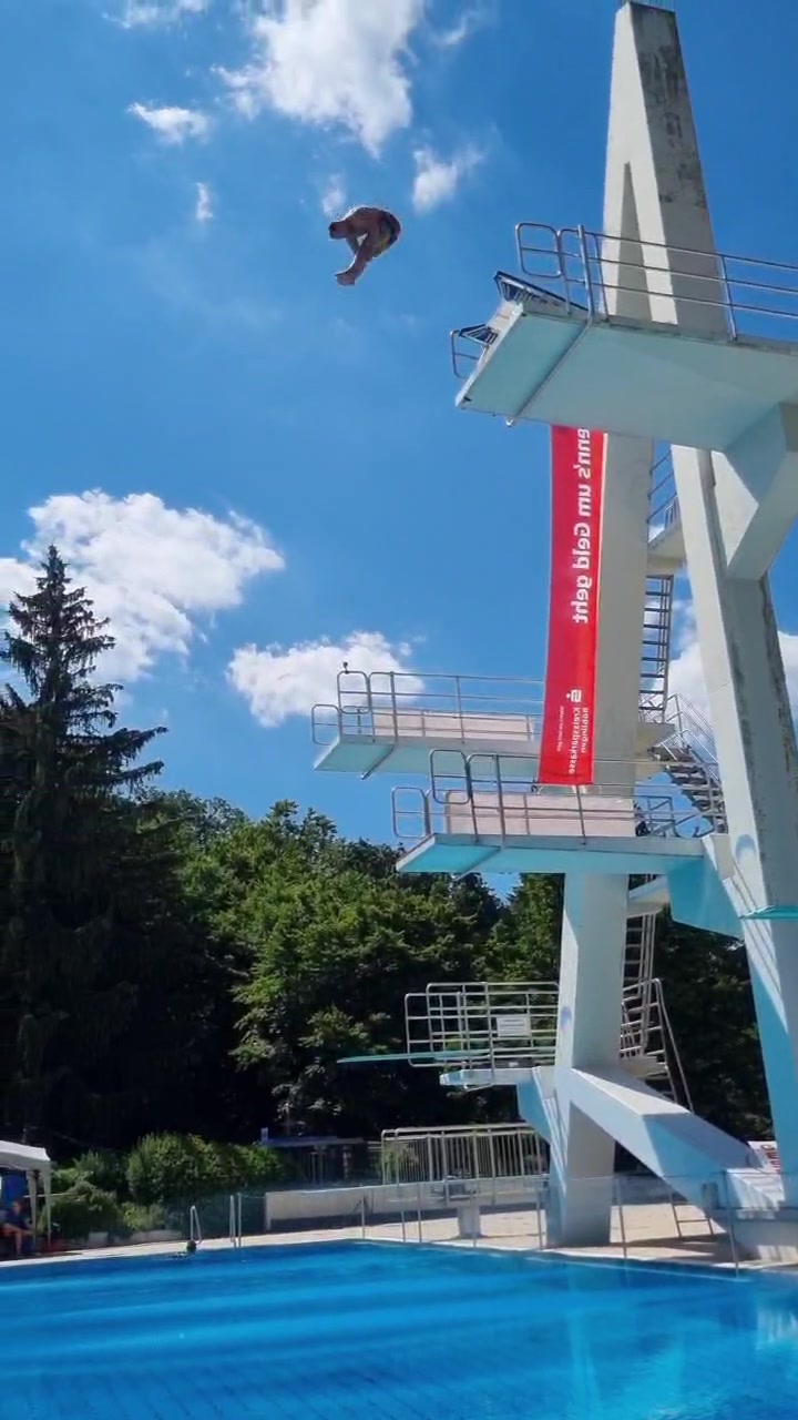 @HANDL_DIVING