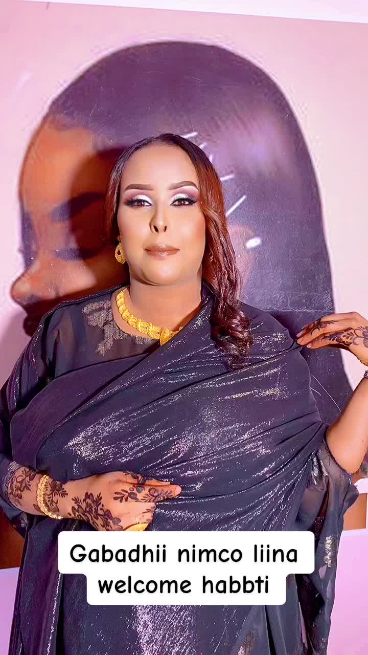 @Susu makeup artist