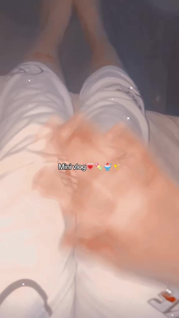 @Jazmine's Vlogs=)✨🌻