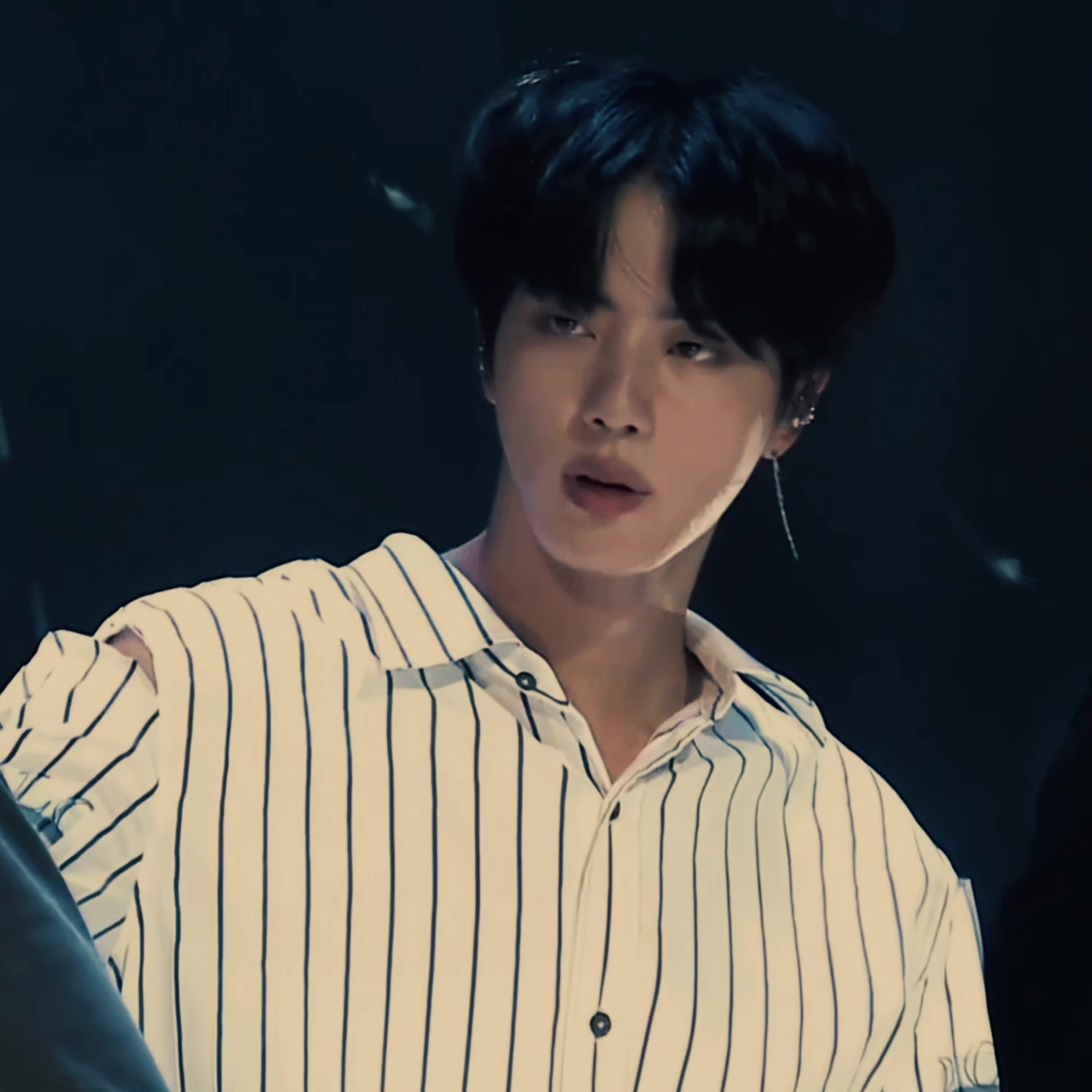 @ash⁷ is seeing BTS