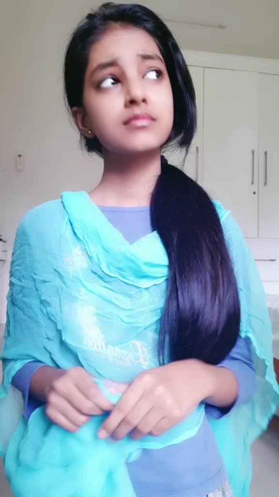 @Laura__Biju