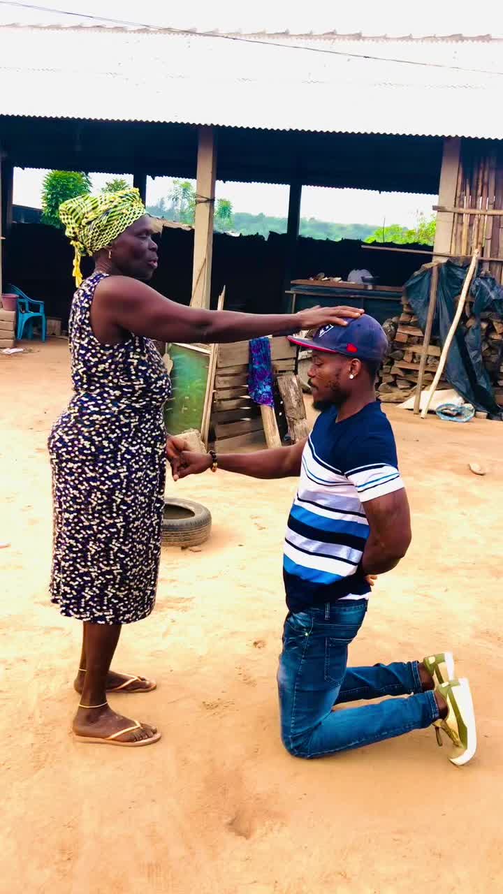 @Wizzy Edem Gh Snr
