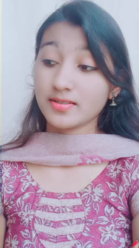 @Smiling_Queen👸