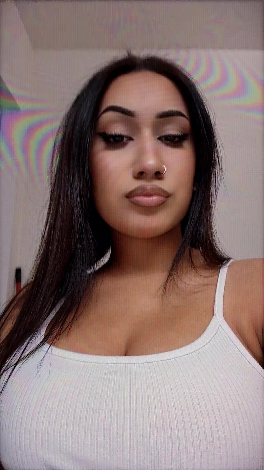 @Maria👑