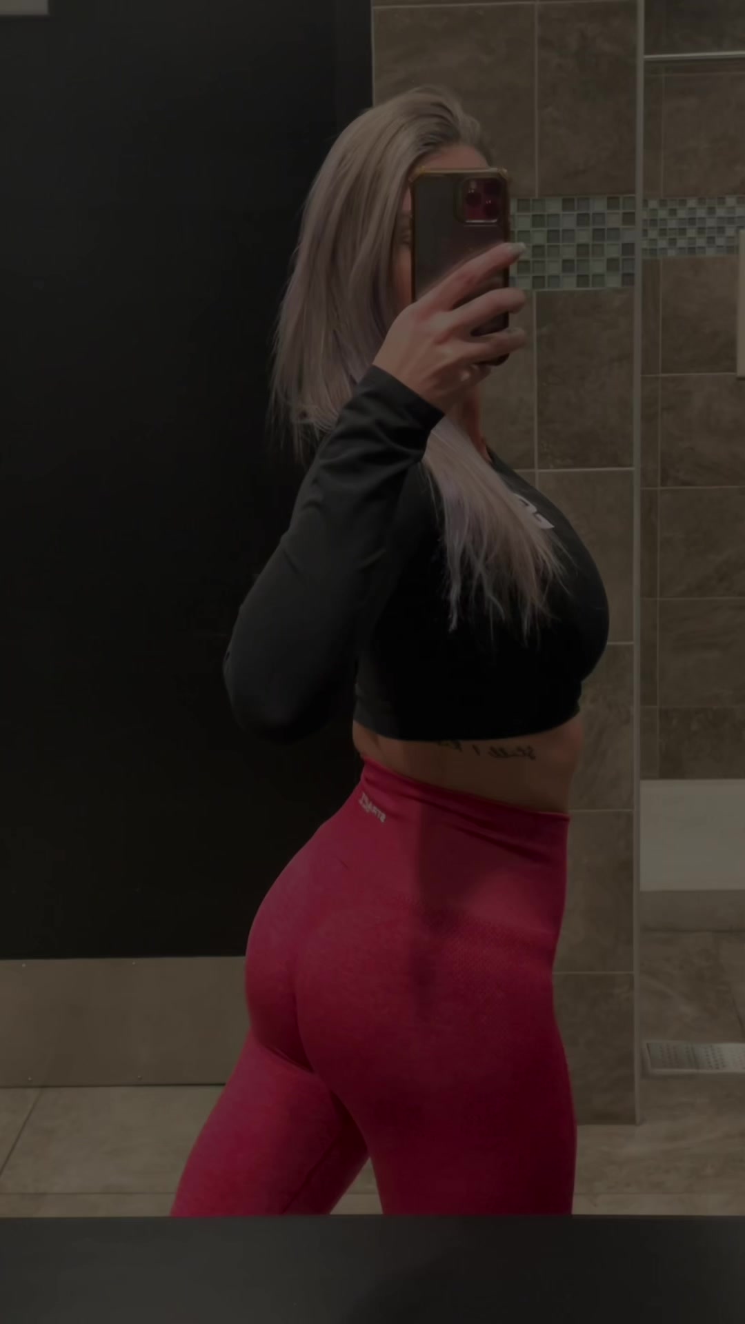 @Mandi