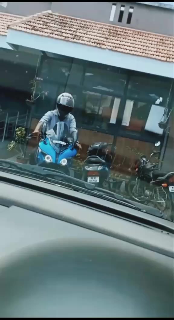 @the_motopsyche