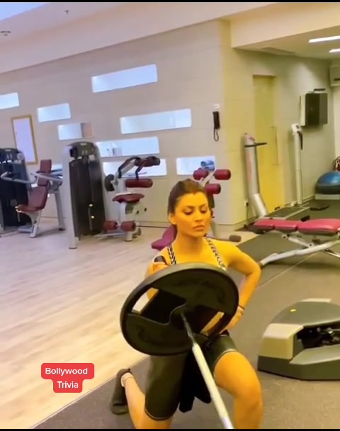 @BollywoodTrivia