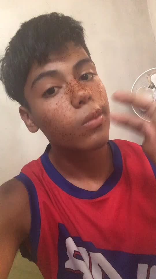 @alex001112