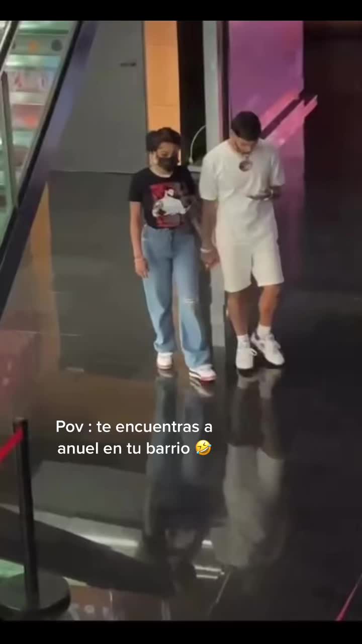 @sergialou_