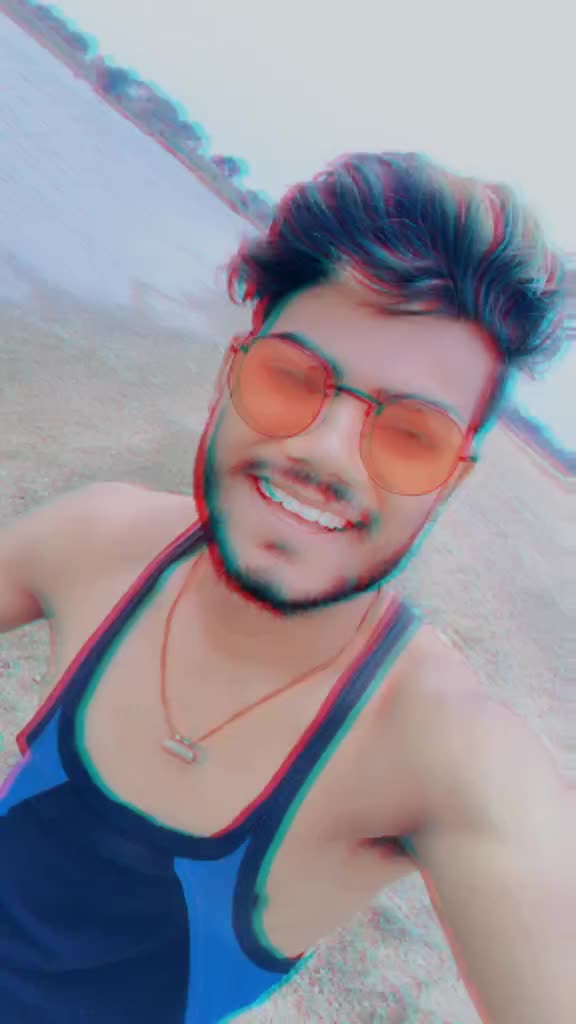 @SATNAMI BETA🙏🏳️🕺
