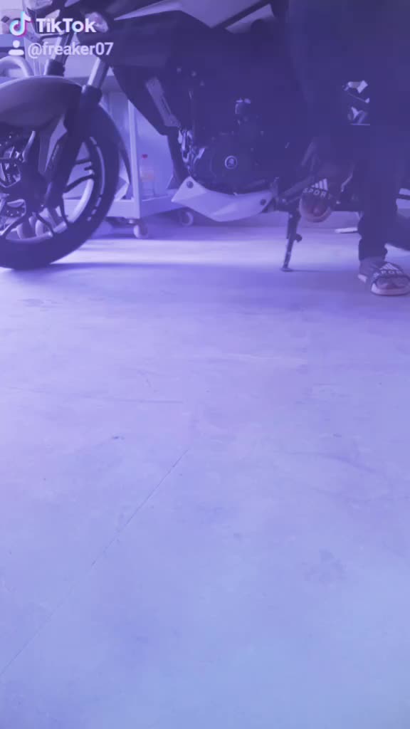 @46VR