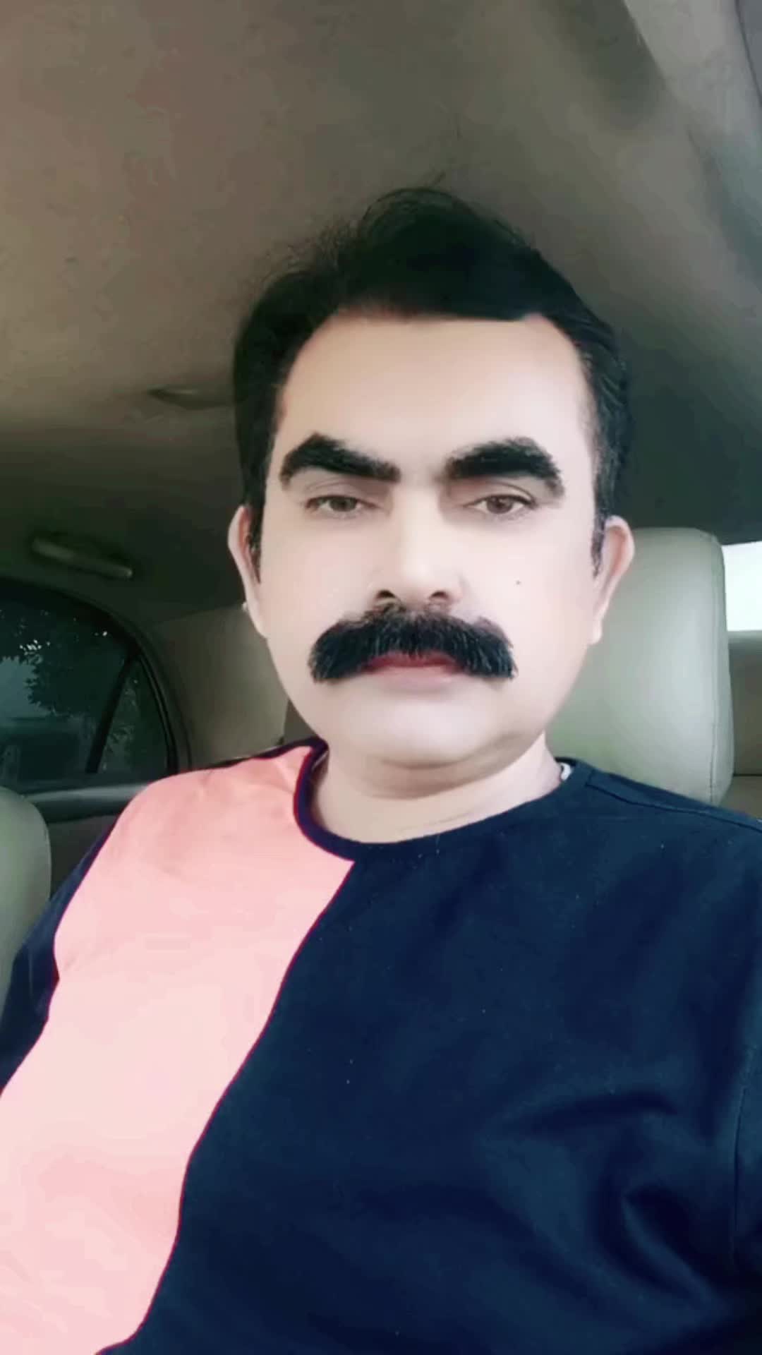 @Tariq Malik